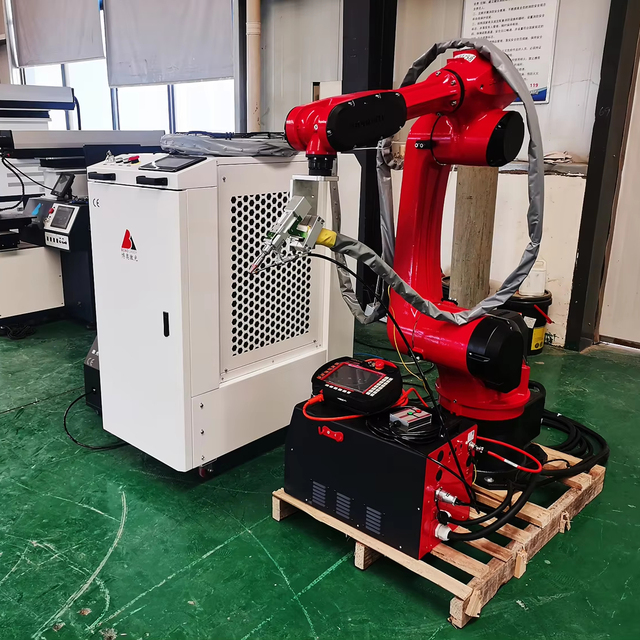 Braço robótico laser de fibra 3000/6000 W